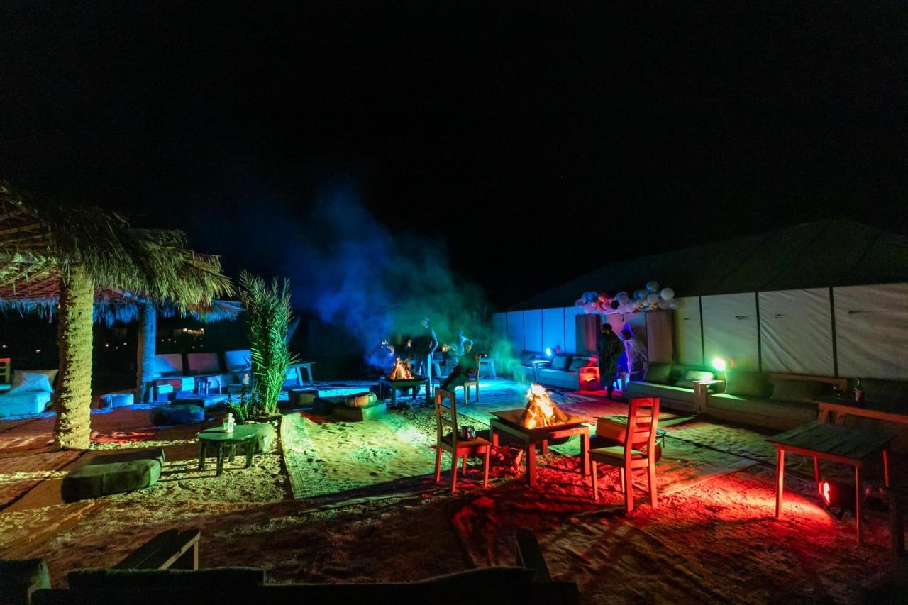 Dwo Golden Camp Merzouga Hotel Exterior photo