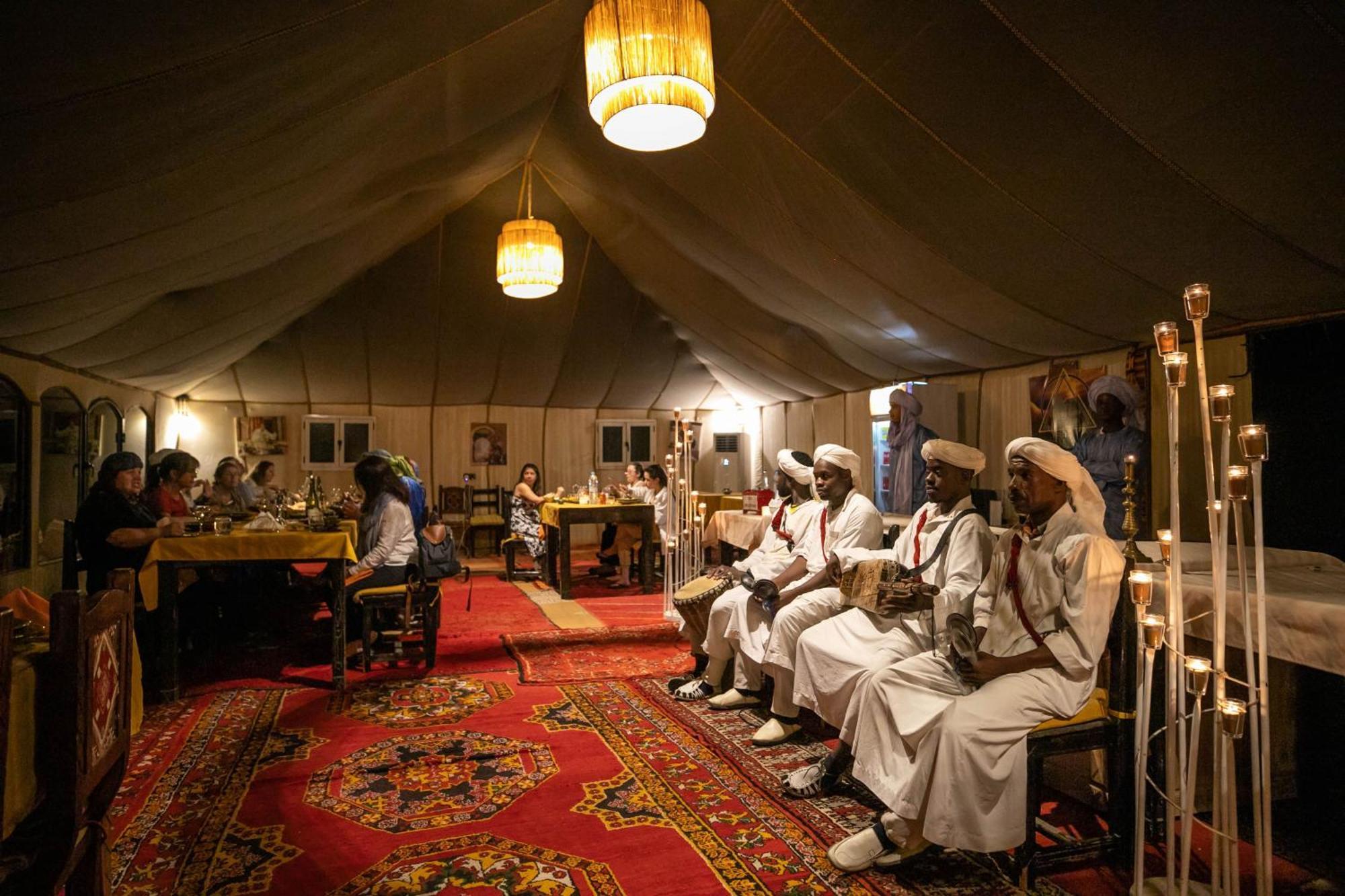 Dwo Golden Camp Merzouga Hotel Exterior photo